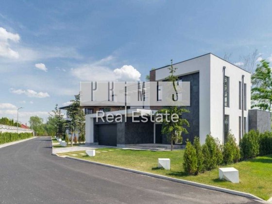 Продаж 5к будинку без ремонту, КМ Marinero Residence, вул. Марінеро Гнедин