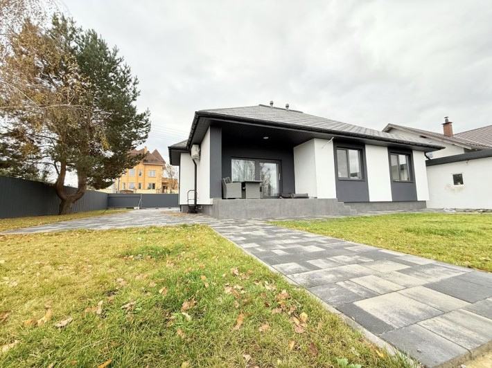 Без% від власника! Будинок з ремонтом, с. Гореничі, 10 сот землі,115м2 - фото 1