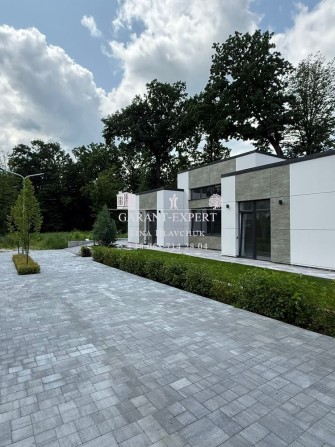 Будинок 172 м² з ремонтом у закритому містечку, Лісники, біля лісу - фото 1