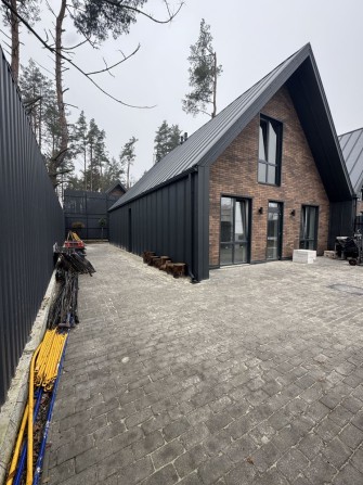 Кутовий таунхаус/з ремонтом/з каміном/згазок/з окремим заіздом/без % - фото 1