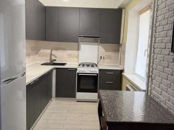 Продаж 1 кім квартири з ремонтом по вулиці Мілютенка 44б Киев