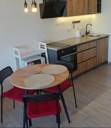 Продаж 2-к квартири Харківське шосе 19б - фото 1