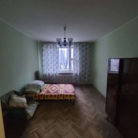 Продаж в центрі 2-к квартири вул. Омельяновича-Павленка 19 Киев