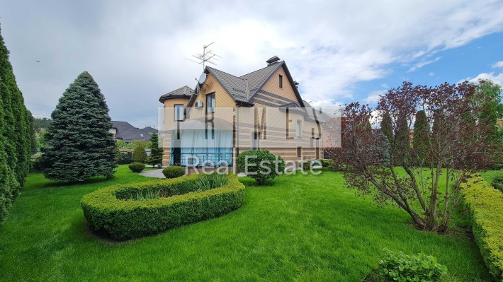 Продаж / Будинок / Стоянка - фото 1