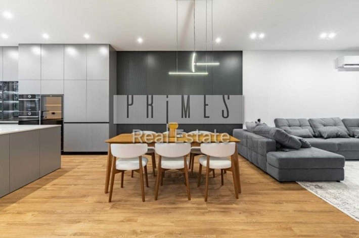 Продаж будинку Лісники з гостьовим будинком Обухівський р-н з ремонтом - фото 1