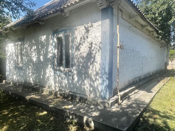 Продаж будинку із зручностями в Узині, можна по Є-відновлення Узин