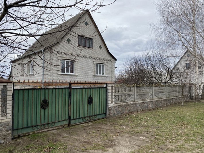 Будинок в Білоцерківському районі з ремонтом - фото 1