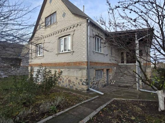 Продаж будинку селище Рокитне.Розглядаємо держ програми Рокитное