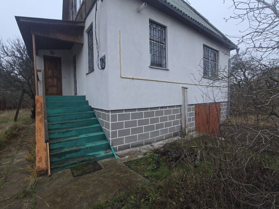 Дача з газом та грубою на 12 сотках Клавдиево-Тарасово