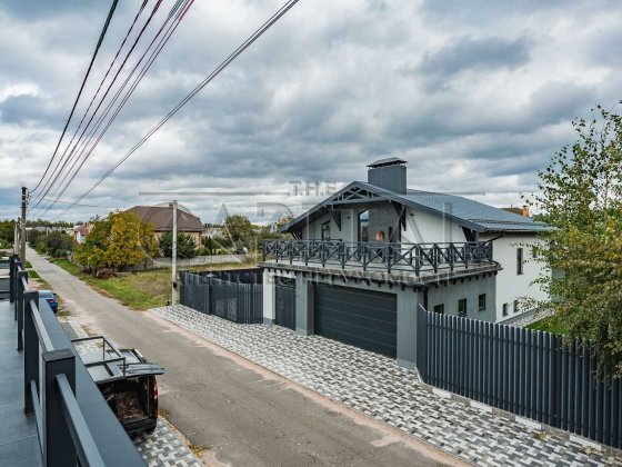 Новий будинок з новим ремонтом сонячні панелі Гора Бориспольський Кедина Гора