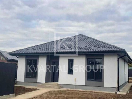 Одноповерховий будинок  с. Дмитрівка Київська обл. Дмитрівка