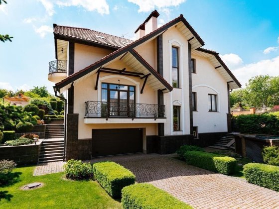 Одеська траса.с.Іванковичі.Будинок з меблями. 20сот ландшафтний дизайн Иванковичи