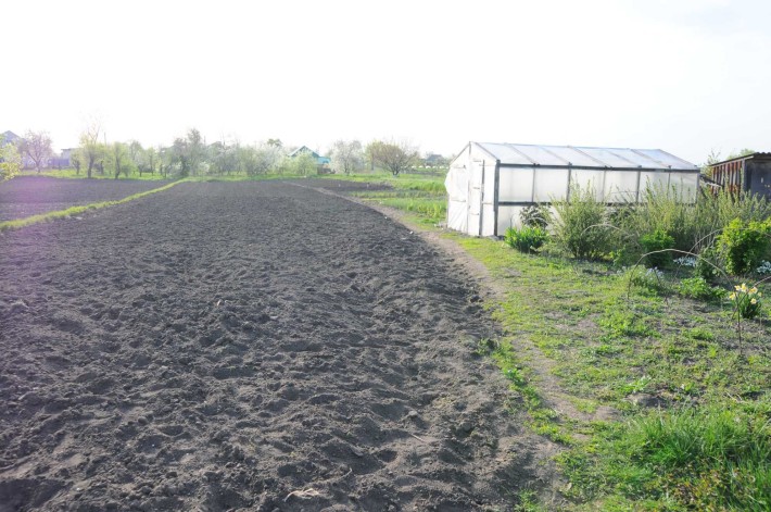 Продається земельна ділянка з будиночком - фото 1