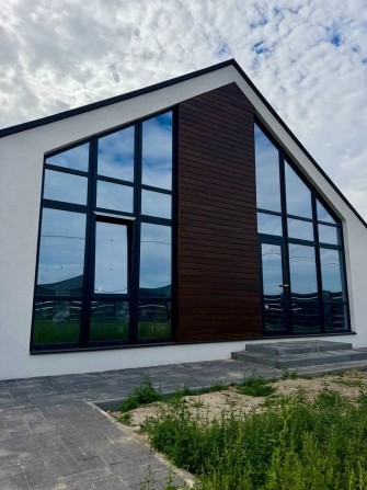 Продаж будинку 110 кв. м в КМ O!Villas с. Зазим'я - фото 1