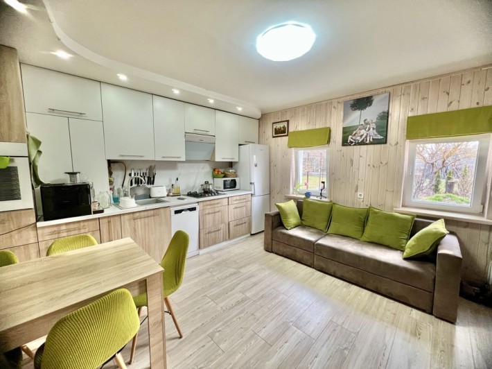 Продаж будинку біля Києва. Газ, сонячні панелі. - фото 1