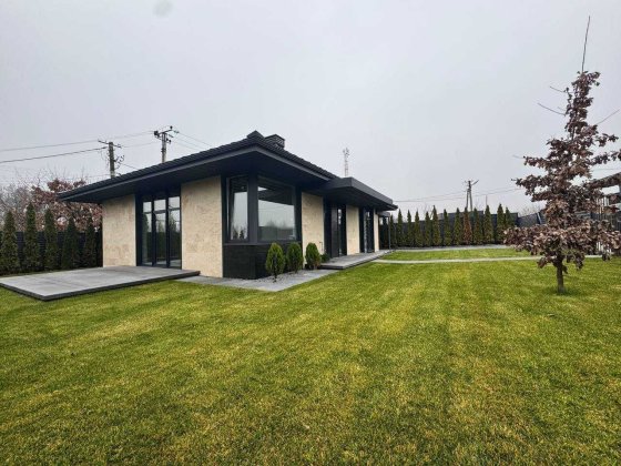 Будинок в Котеджному містечку с.Іванковичі Иванковичи