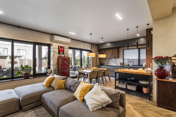 Продажа дома с Крушинка КГ На Счастливой Неокласика с бассейном - фото 1