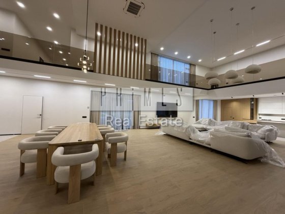 Продаж будинка 1200м2 КМ Riviera Village перша лінія води Лебедівка