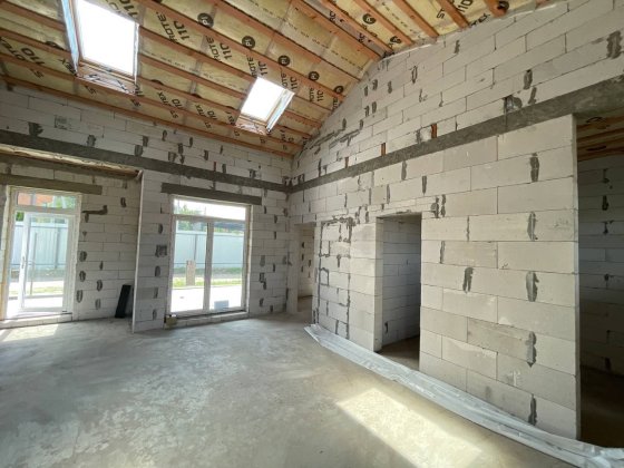 Будинок в центрі с. Лютіж під Є-Оселя Лютеж