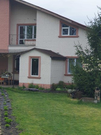 Таунхаус (половина дуплексу на 5 сот.) біля озера в Мощуні. - фото 1