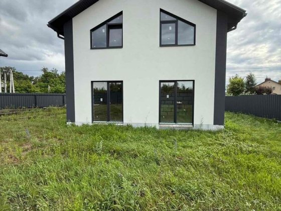 Будинок в тихій локації, з великою ділянкою Михайлівка-Рубежівка