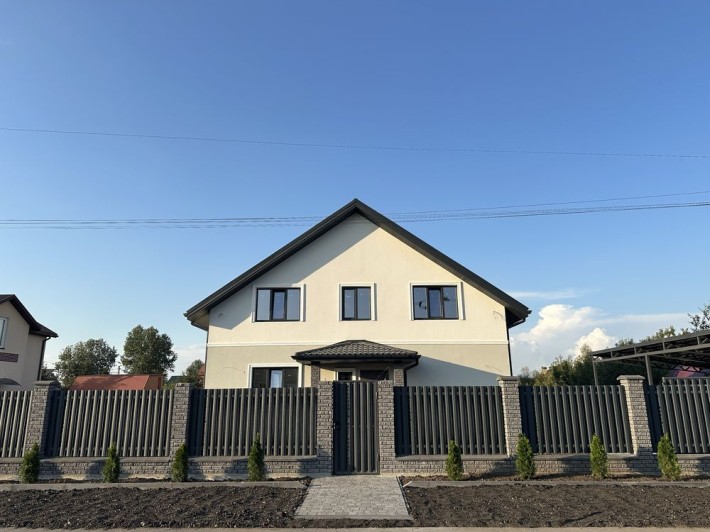 Новий 2 поверховий будинок (газ, критий паркінг, світло, підвал) - фото 1