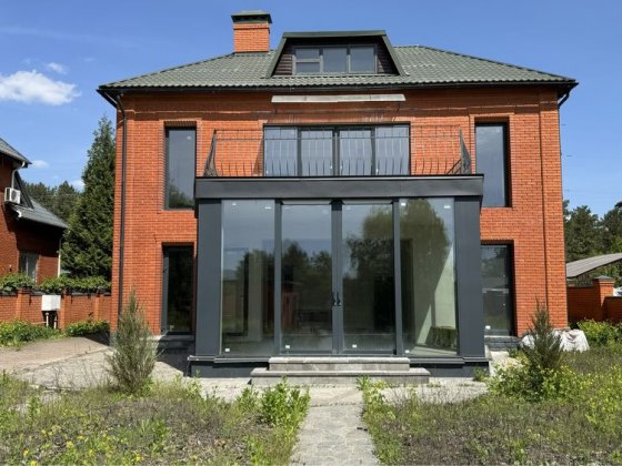 Продаж цегляний будинок с. Козин, Дамба, вихід на воду, ділянка 37 сот Плюты