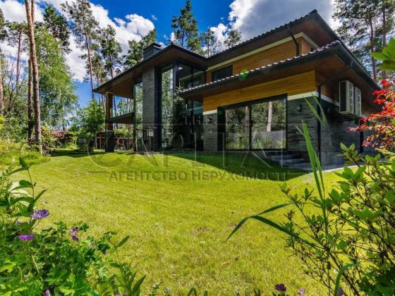 Продам дом 520m² в ЛЕСУ без %  Плюты, Обуховское напровление Плюти