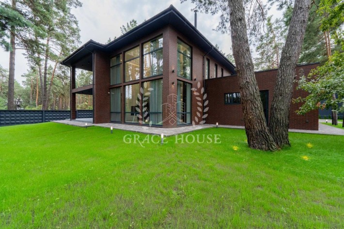 Продаж дизайнерський будинок, панорамне скління, Плюти 350 кв. 8 соток - фото 1