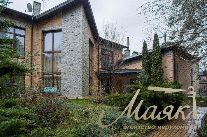 Продажа дома Солнечная Долина Романков Обуховское напр бассейн баня - фото 1