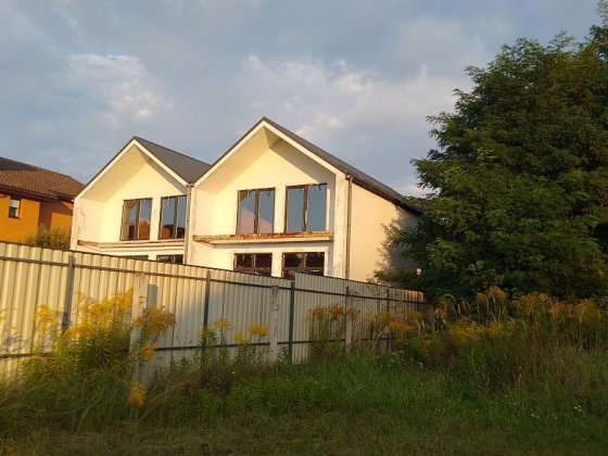 Хотів / Київ  ( Дуплекс 160м) земля 5,35 сотки Хотів