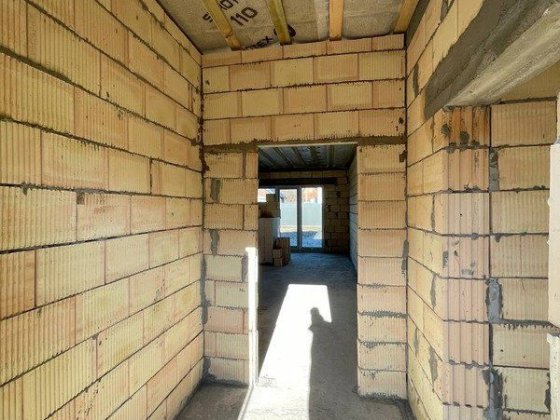 Одноповерховий будинок біля Києва, Є-ОСЕЛЯ Шевченково