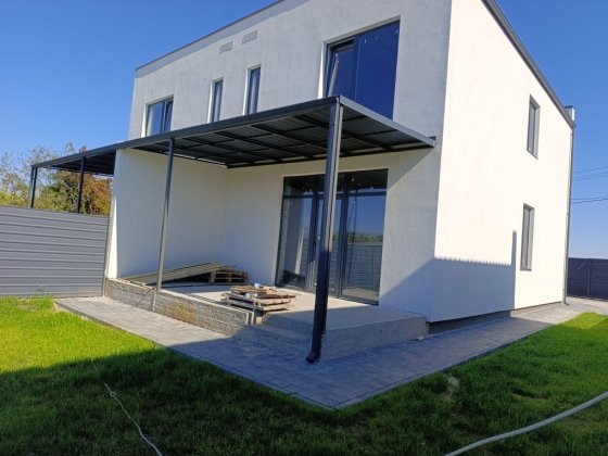 Продається сучасний будинок/дуплекс площею 105м² на ділянці 2,8 сотки Шевченково