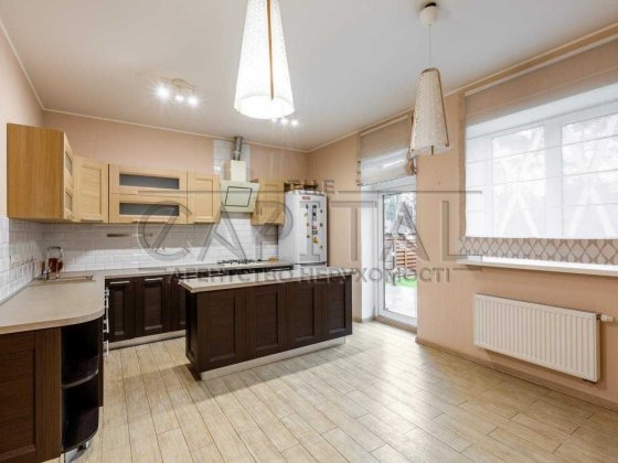 Продаж чудового будинку із якісним ремонтом 5 СОТОК! ГАЗ! Юровка