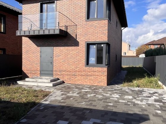 Сучасний газифікований будинок 117 кв.м в с.Шевченкове (до Києва 7 км) Шевченково