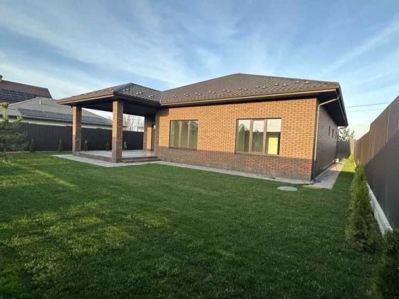 Продаж Одноповерхового БУДИНКУ в Шевченкове 200 м2 на 6.5 сотках ГАЗ Шевченково