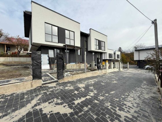 Продаж дуплексу у місті Винники, вулиця Івана Франка Винники