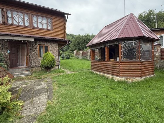 Продається житловий будинок з ремонтом - Винники - Емелі Резорт Винники