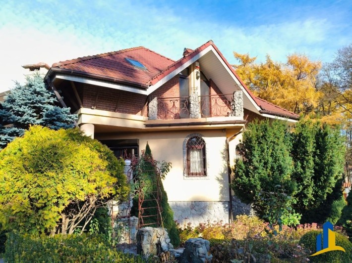 Продаж будинку, Брюховичі з краєвидом на озеро, до ТРЦ Спартак 10 хв. - фото 1