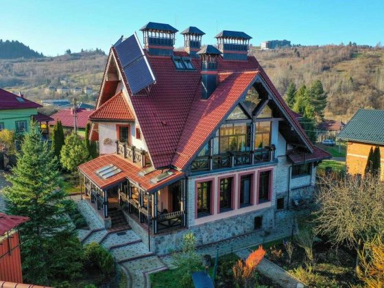 Продаж маєтку в Східниці/дизайнерський ремонт/Львівська область Сходница