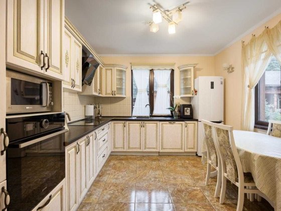 Будинок/Карпати/Східниця/Львів Сходница