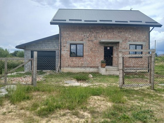 Продам власний будинок Городок