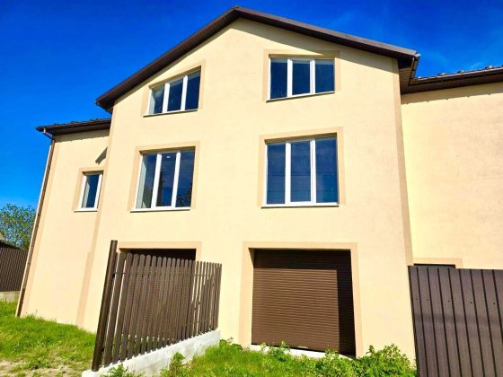 Продаж новозбудованого котеджу в с. Рясне-Руська. вул. Стефаника Рясне-Руське