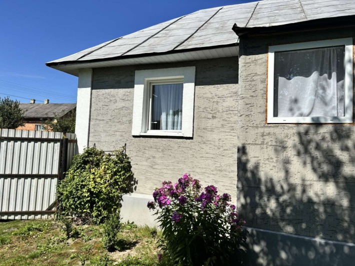 Продаж будинку з гарним  ремонтом - фото 1