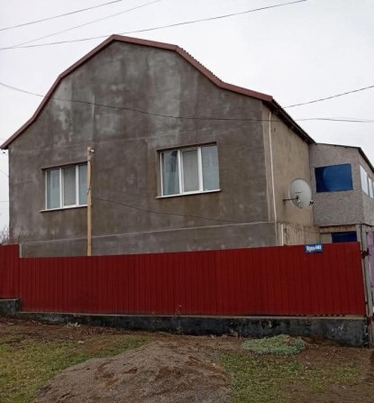 Продам Великий двох поверховий будинок  з усіма зручностями - фото 1