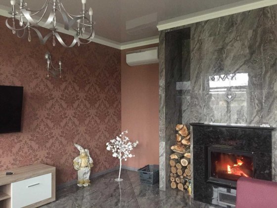 Капитальный хозяйский дом с хорошим ремонтом в пешей доступности кморю Фонтанка