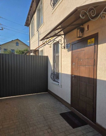 Лучшее предложение! Таунхаус с ремонтом по цене квартиры! - фото 1