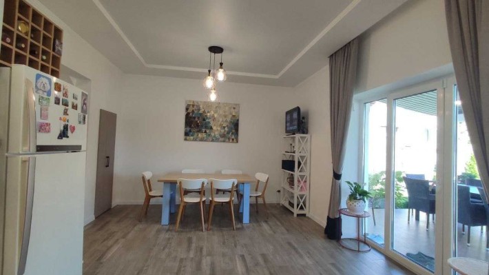 Продам капитальный дом новой  постройки с ремонтом в близи к морю. - фото 1