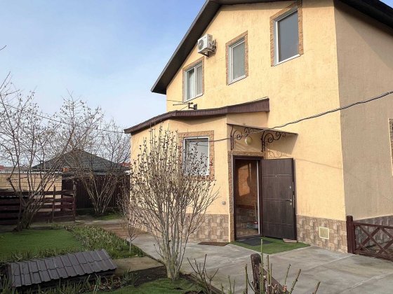 продам дом в Фонтанке  с ремонтом 10 соток Фонтанка