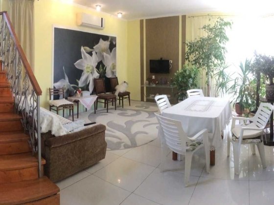 Продам дом в Золотой горке. Лиманка